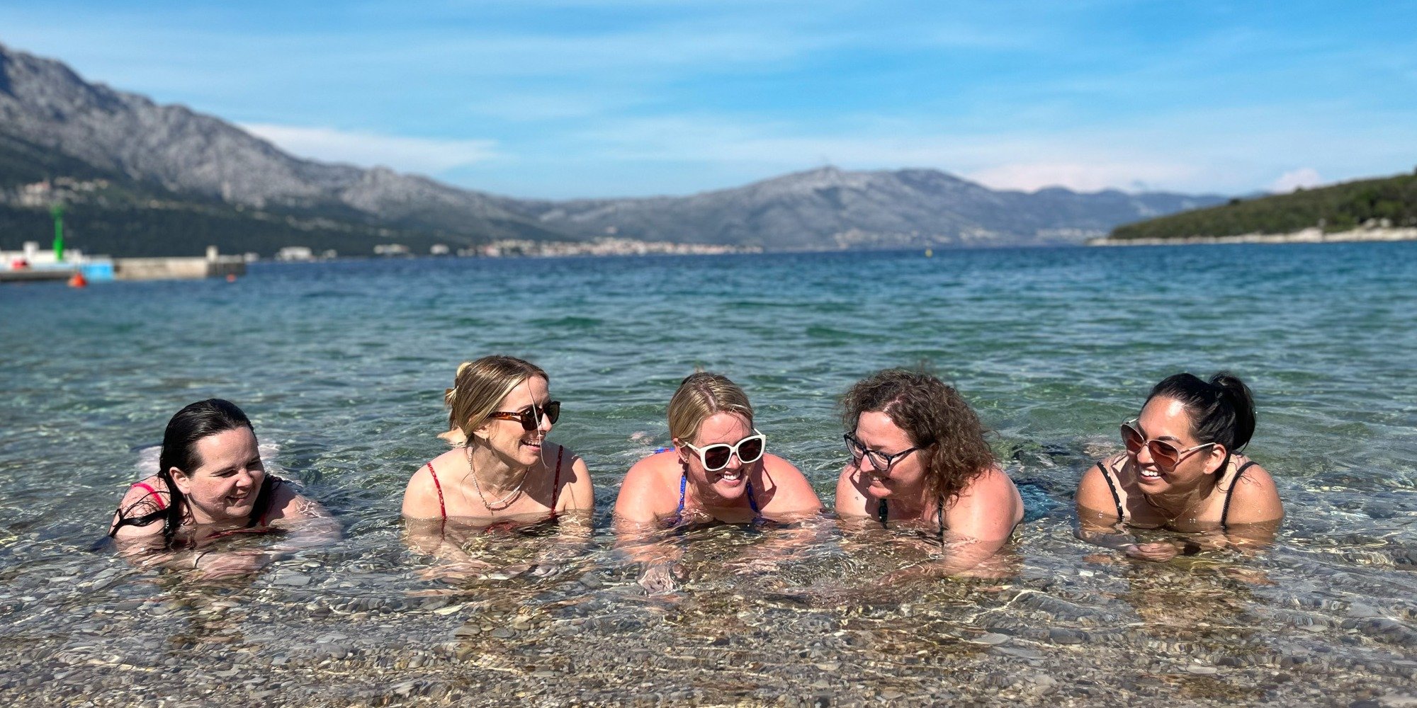 trovatrip-babiesofsteele-croatia-group-in-water-lauching-1-2